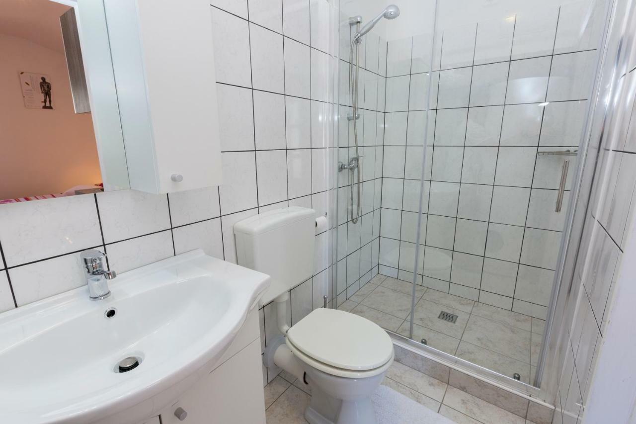 Goga Apartment *