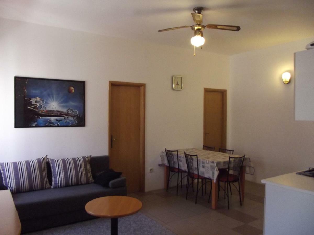 Goga Apartman *